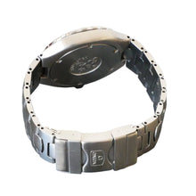 Load image into Gallery viewer, Omega Seamaster 200m (Pre-bond, vintage, Circa 2000), 36mm, Black Dial, Quartz (In Stock Item)