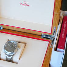 Load image into Gallery viewer, Omega, Railmaster, Silver dial, 40mm, Automatic Master Chronometer, 220.10.40.20.06.001 (In Stock Item)