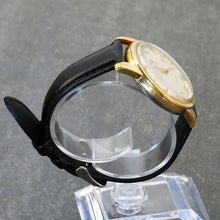 Load image into Gallery viewer, Vintage Omega Seamaster, 36mm, circa mid 1960's, Calibre 562