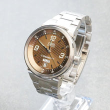 Load image into Gallery viewer, Oris TT2, Day Date, Automatic watch, 40.5mm Brown dial