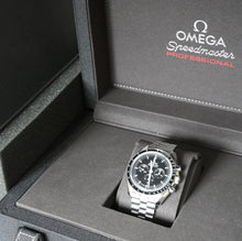 Load image into Gallery viewer, OMEGA Speedmaster Professional Moonwatch, 42mm, Automatic Chronograph, 310.30.42.50.01.002 (In - Stock item)