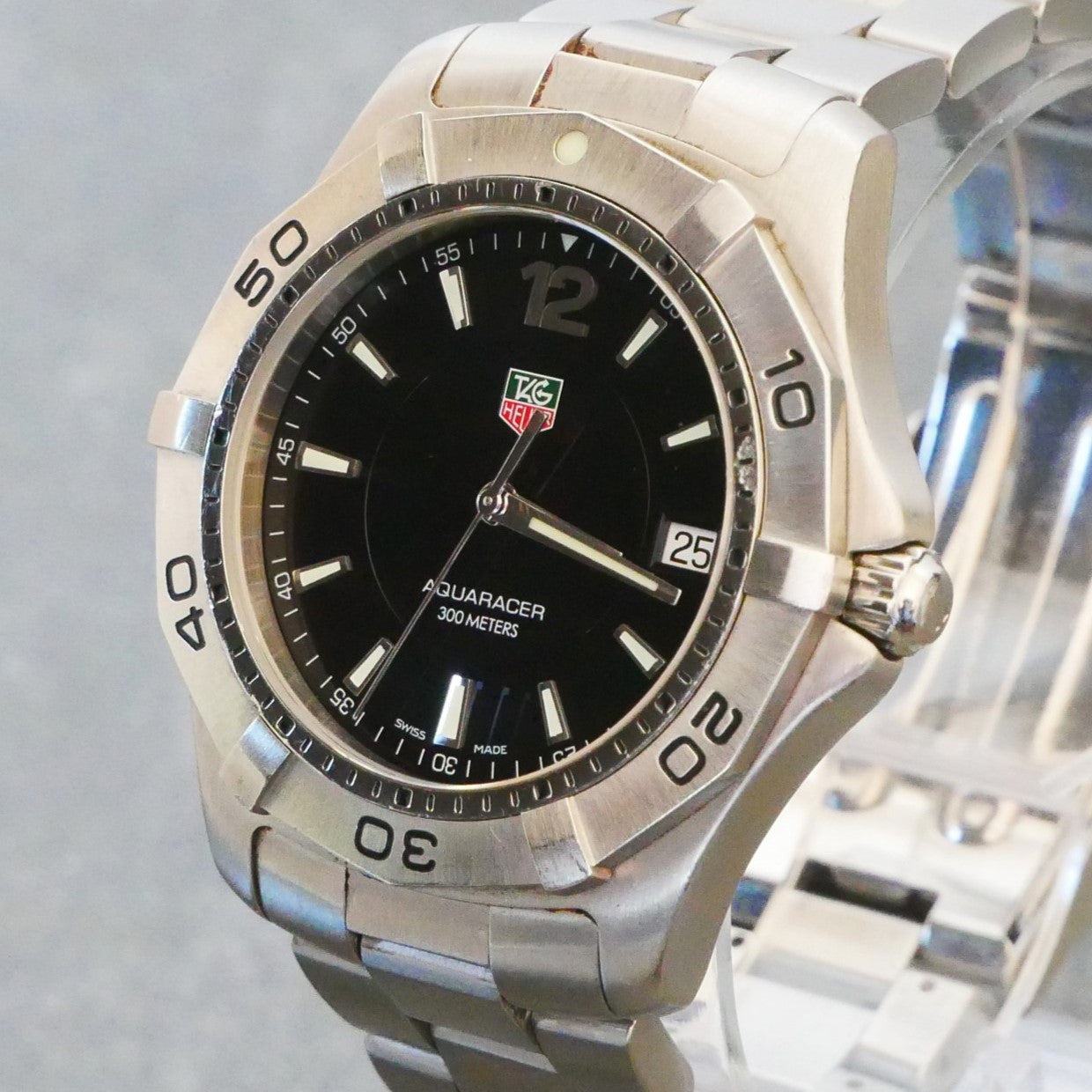 Tag Heuer Preowned Luxury Watch, Aquaracer, 39mm, Black dial, Quartz