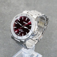 Load image into Gallery viewer, Oris Aquis, Cherry Dial, 41.5mm, Automatic (In Stock item)
