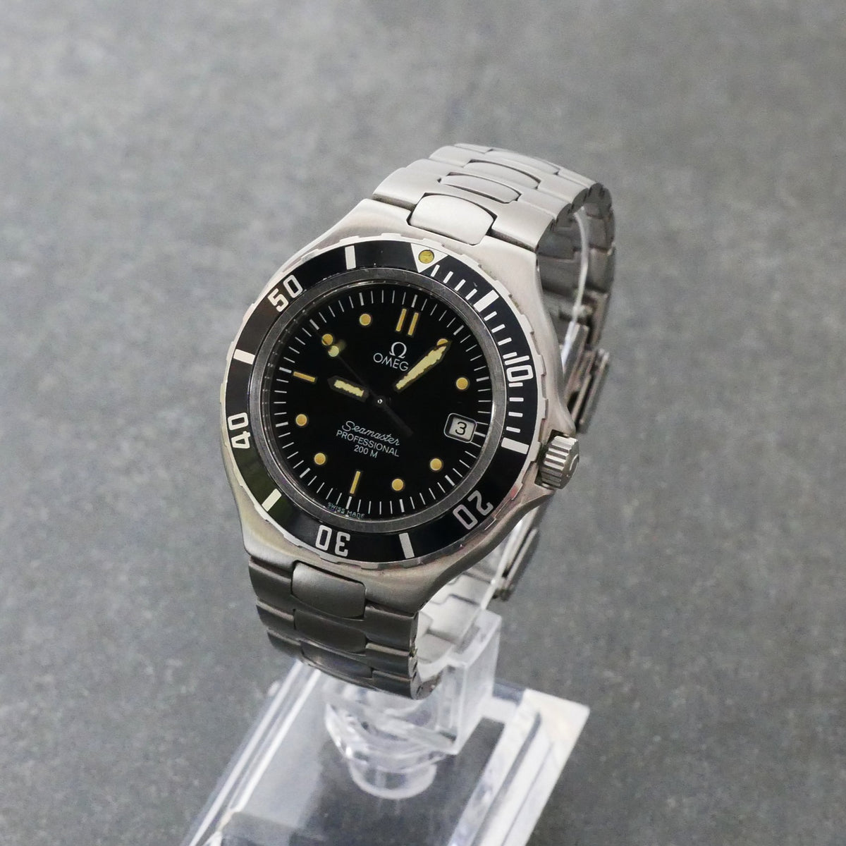 Omega Seamaster 200m (Pre-bond, vintage, Circa 2000), 36mm, Black Dial, Quartz
