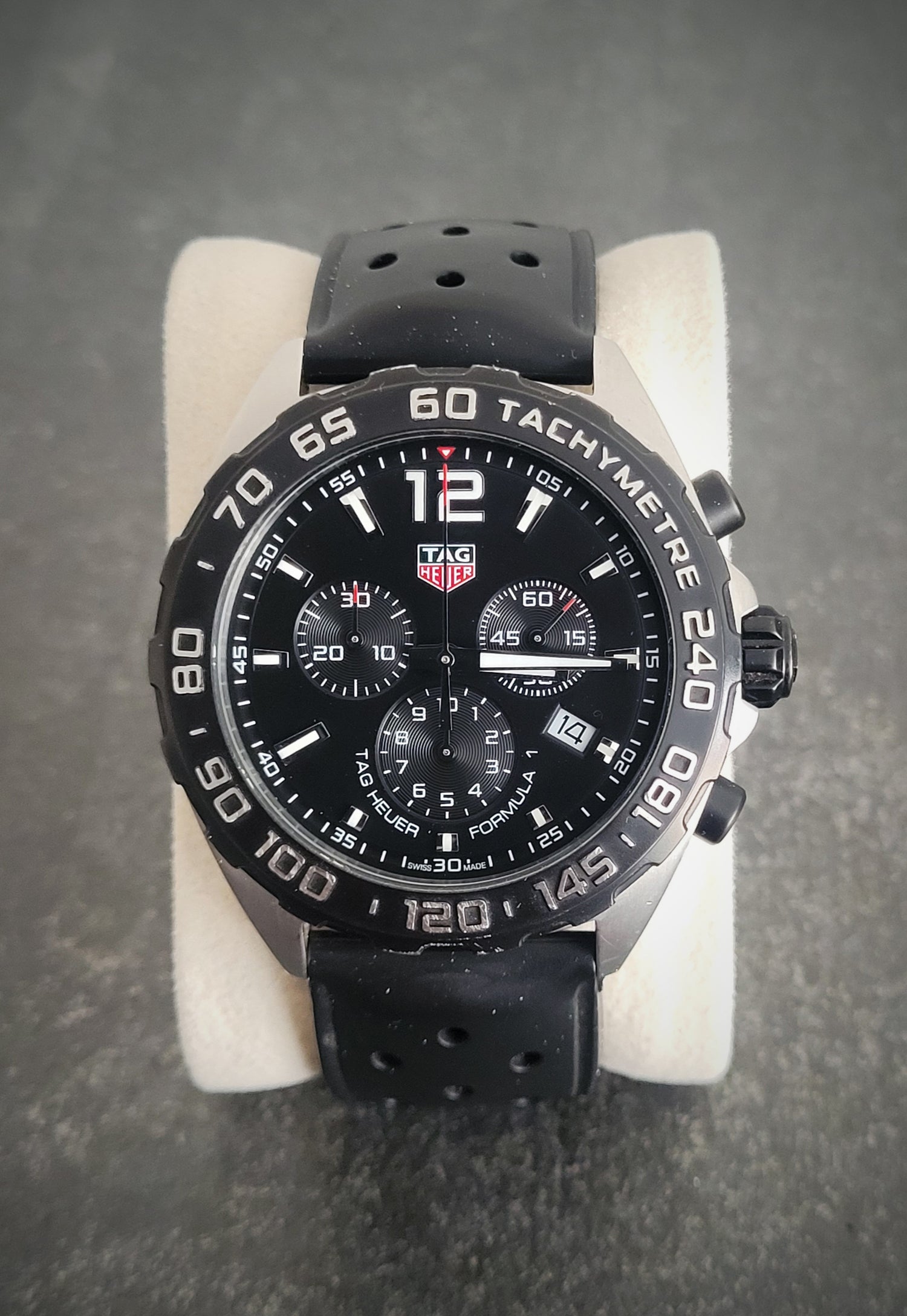 Tag Heuer Formula 1, 43mm, Quartz Chronograph, model CAZ1010.FT8024