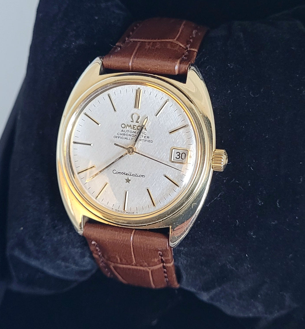 Omega Constellation (vintage) 34.5mm, Automatic Chronometer (model 168.017)  White Dial and Brown leather strap